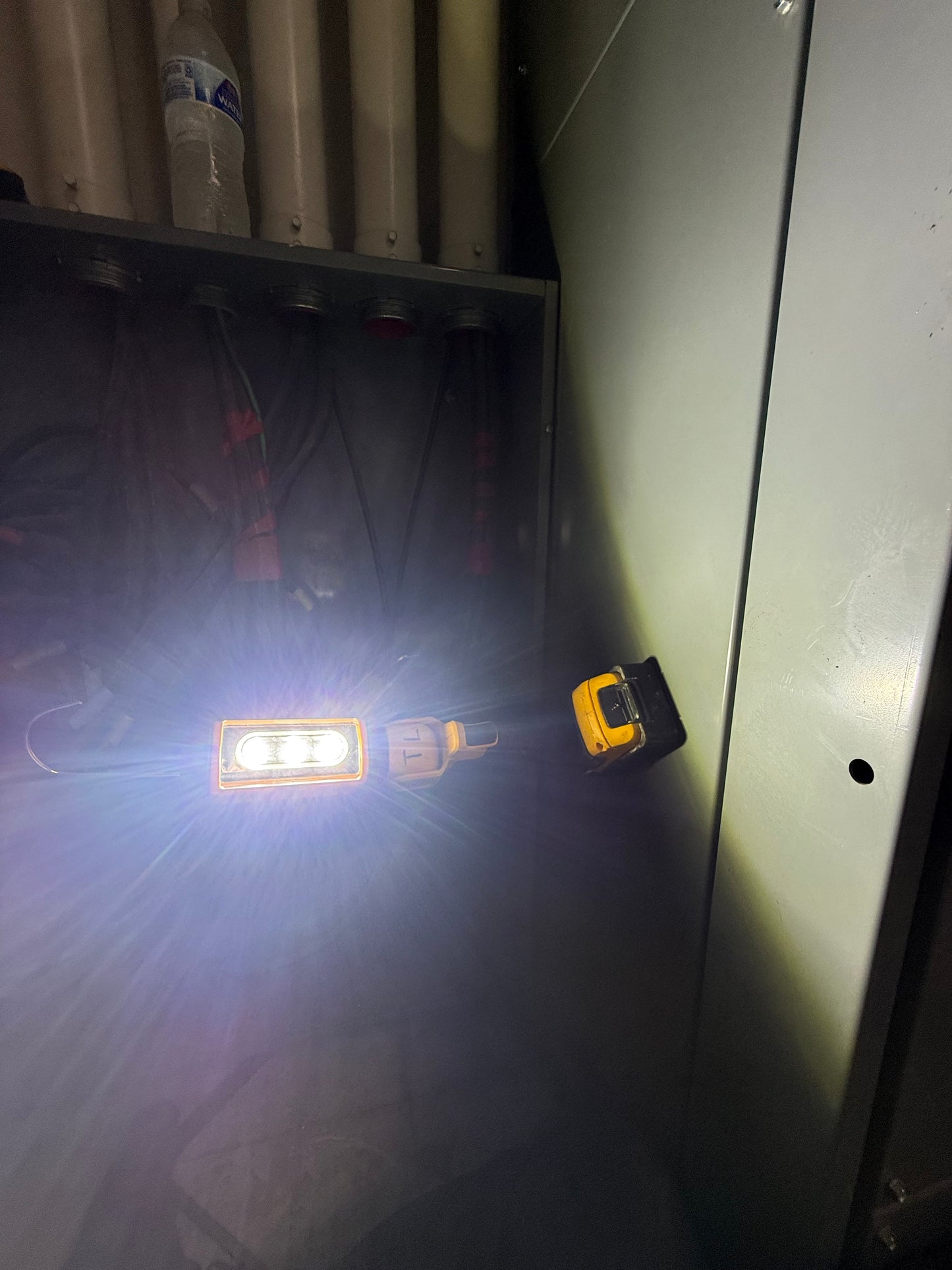 Dewalt "Power stack" Magnetic Battery Base