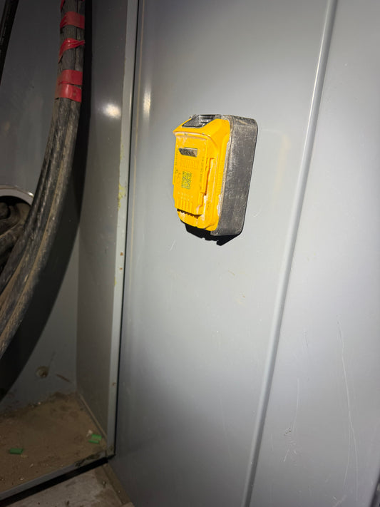 Dewalt "Power stack" Magnetic Battery Base
